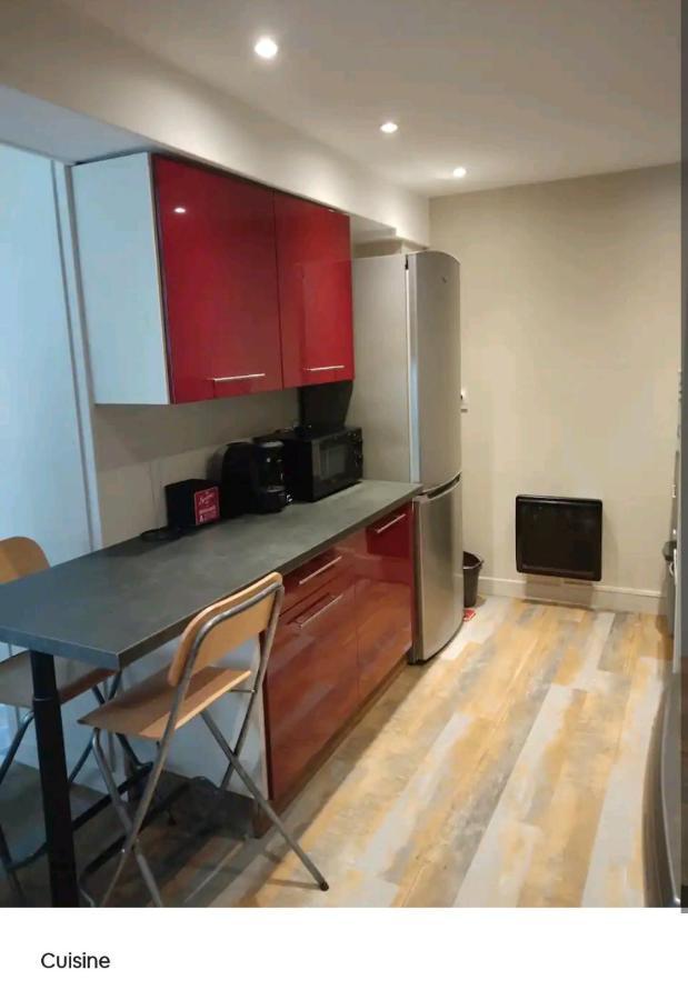 Ferienwohnung Charmant Duplex Dans Le Centre Historique De Sedan Exterior foto