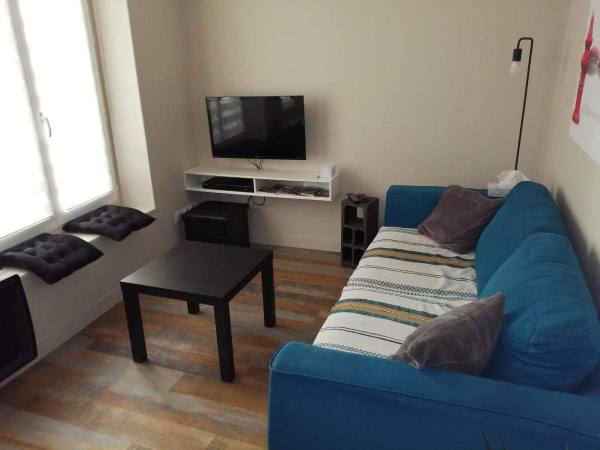 Ferienwohnung Charmant Duplex Dans Le Centre Historique De Sedan Exterior foto