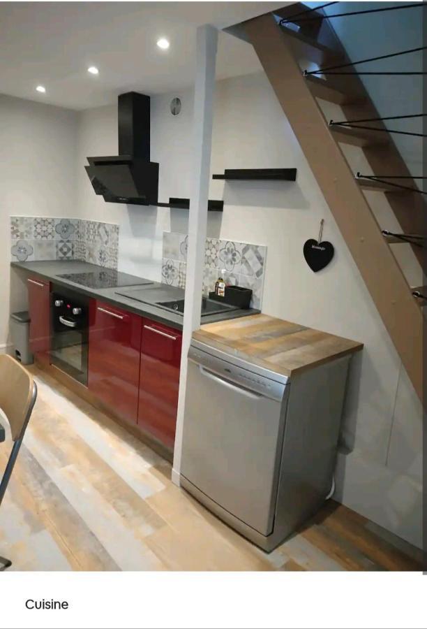 Ferienwohnung Charmant Duplex Dans Le Centre Historique De Sedan Exterior foto